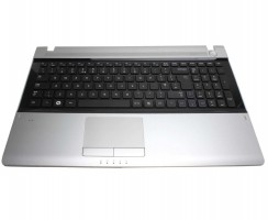Tastatura Samsung  NP RV509 neagra cu Palmrest argintiu. Keyboard Samsung  NP RV509 neagra cu Palmrest argintiu. Tastaturi laptop Samsung  NP RV509 neagra cu Palmrest argintiu. Tastatura notebook Samsung  NP RV509 neagra cu Palmrest argintiu